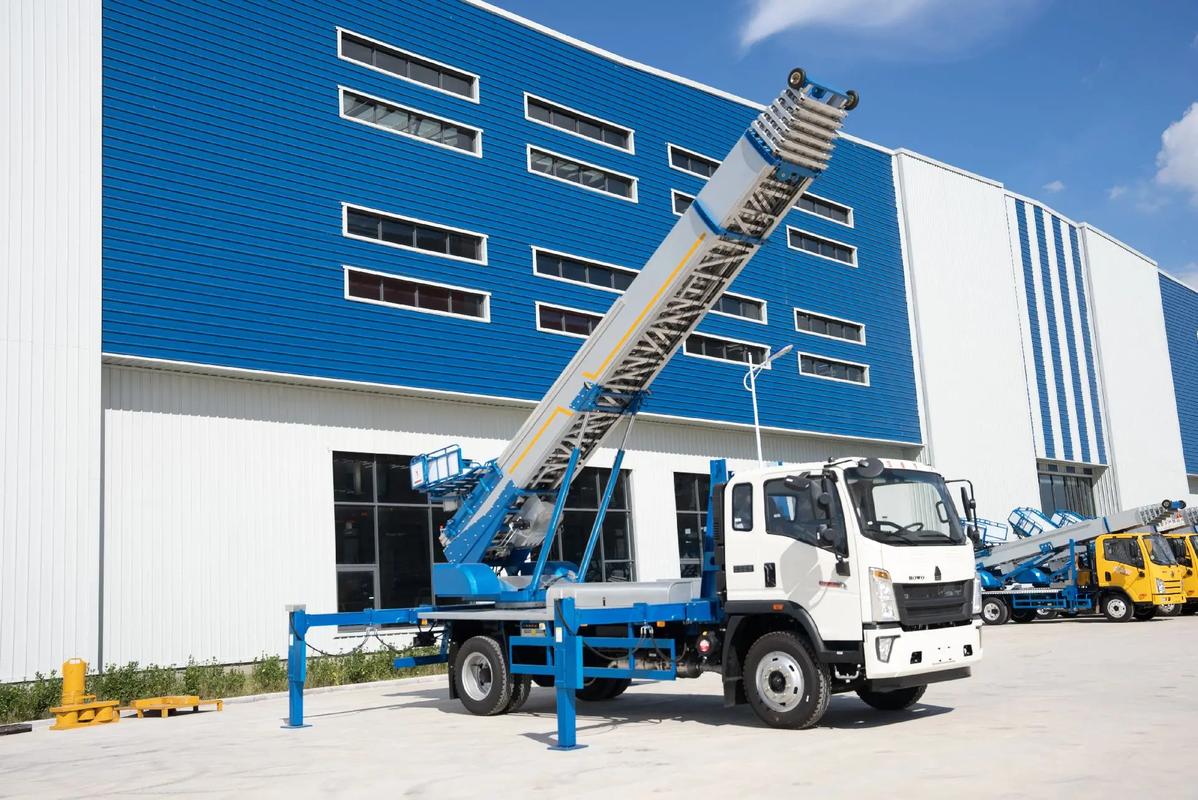 平阳县小型云梯车上料车租赁多少钱