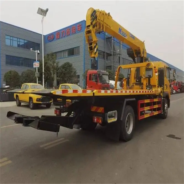 平阳县附近小随车吊出租电话，轻松解决搬运烦恼